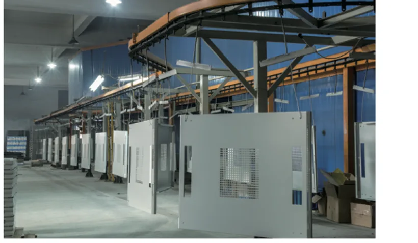 Automatic powder-coating line inside the Grantec factory